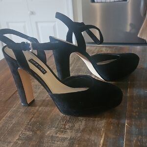 Nine West Suede Black Heels